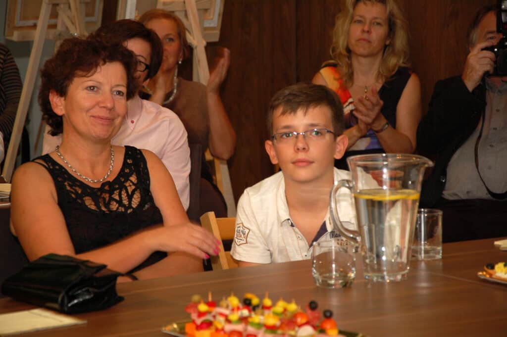 UNIESIENIA – JULIA MYGA, ANNY POLONSKY