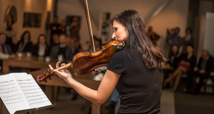 WYSTAWA/KONCERT „MAŁE FORMY Z ĆWIERĆNUTĄ”