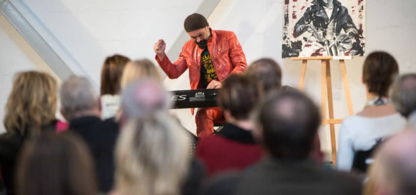 „ZŁOTA KLATKA”- WYSTAWA MALARSTWA EWY JASEK